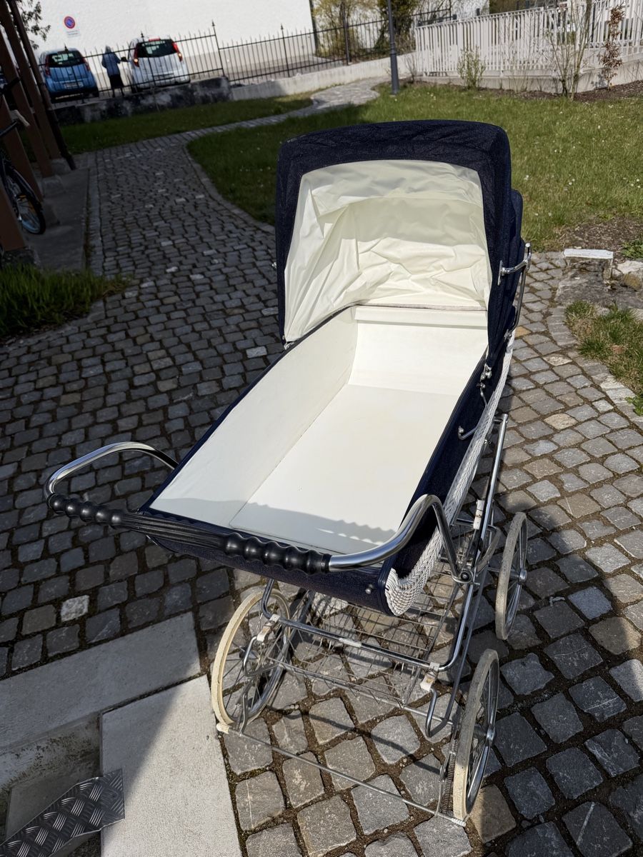 Carrozzine: Wunderschöner Vintage Kinderwagen – Usato da Teufen AR venduto da sarahbue 1