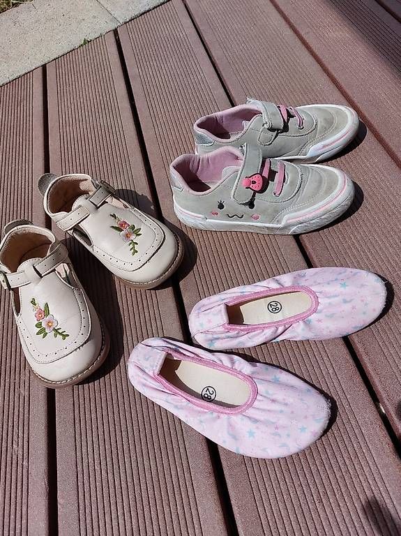 Schuhe für Mädchen: Mädchenschuhe, Gr. 27/28 – Gebraucht aus Wetzikon ZH von przemyslaw.rem