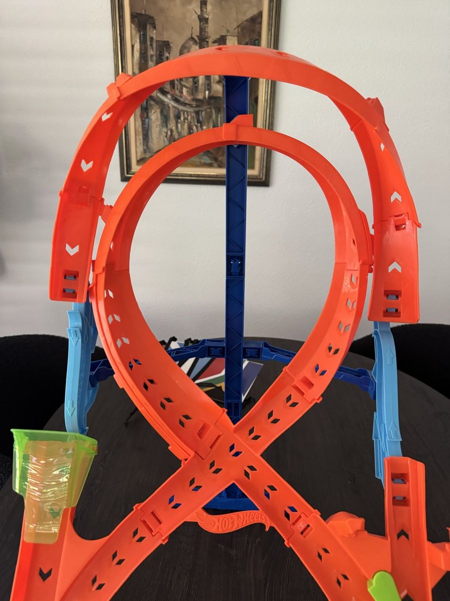 Hot Wheels Giocattoli: Hot Wheels Autorennbahn Loop Erweiterung Top Zustand – Usato da Lachen SZ venduto da AdhurimB 2