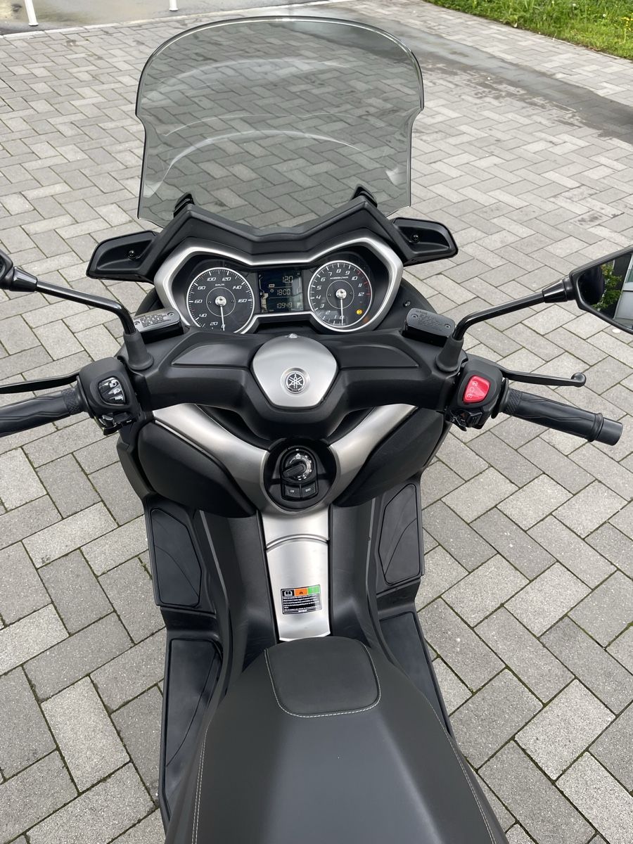 Yamaha Scooter: Yamaha X-Max 125ccm – Usato da Horw venduto da Maki210 5