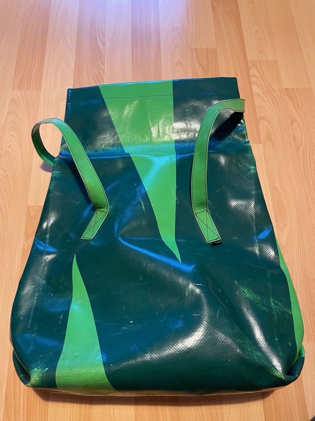 Freitag Rucksäcke: Sac à dos Freitag – Gebraucht aus Sorvilier von  2
