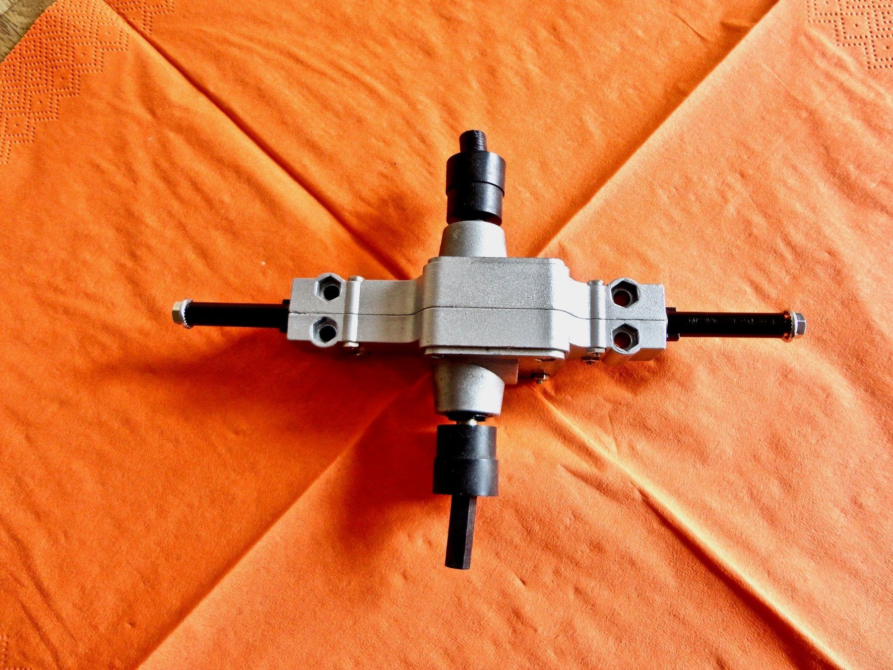 Wedico Modellismo RC: Wedico Metall Differential mit Durchtrieb, Untersetzung: 2:1 – Usato da Dottikon venduto da Facehugger2012 1