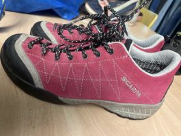 Scarpa Mojito Trekking Freizeitschuhe, Top Zustand, Gr. 34