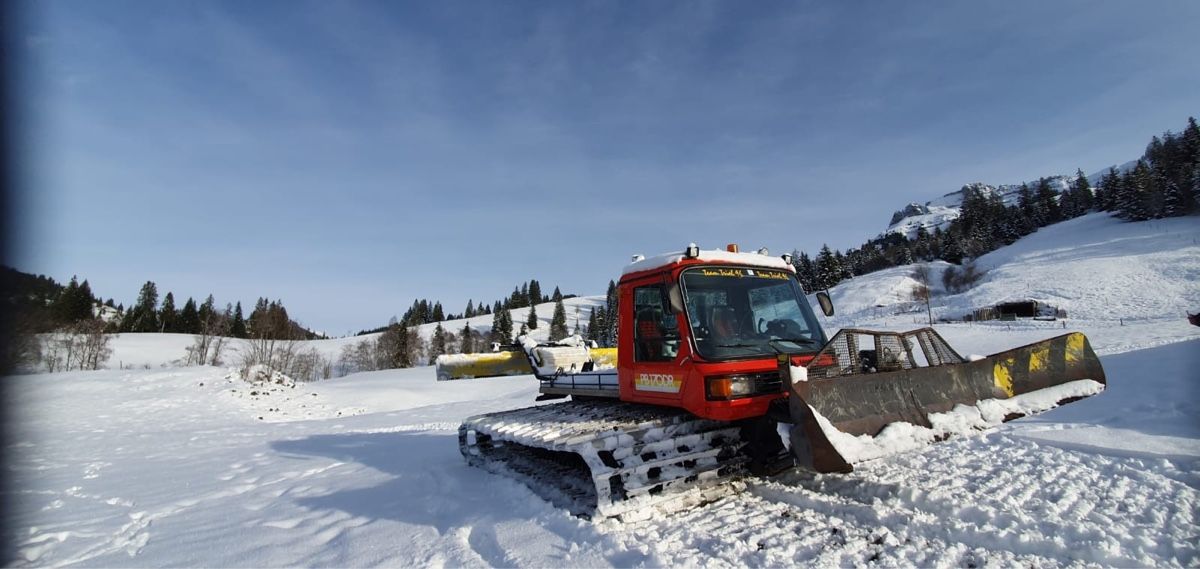Tutte le macchine: Pistenbully/ Pistenfahrzeug – Usato da Niederbipp venduto da baggerch