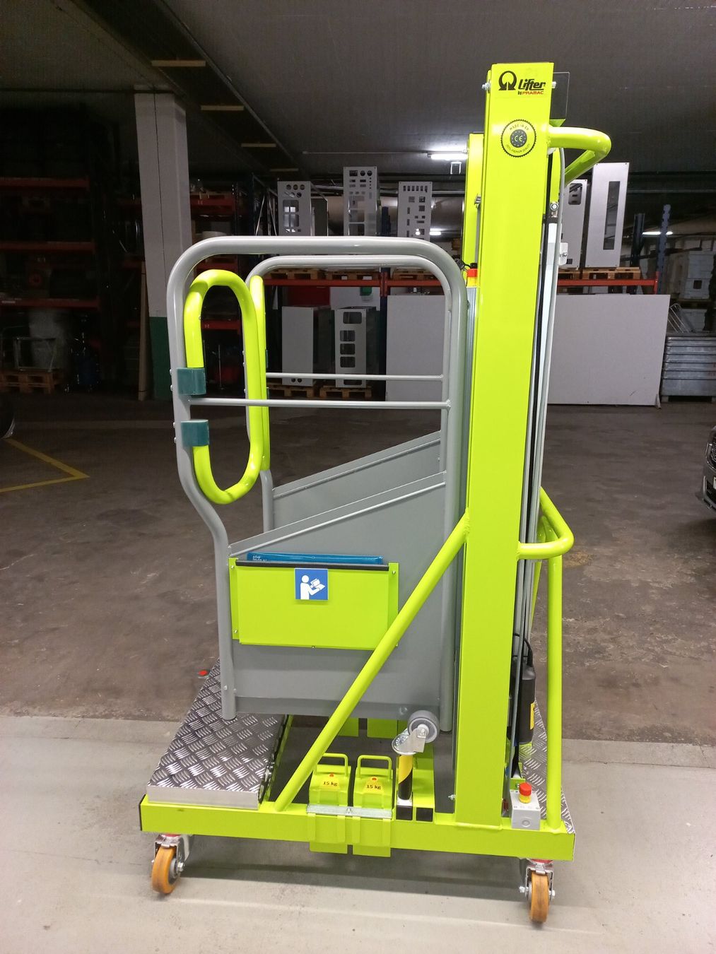 Piattaforme elevatrici & Crick: Pramac LP 12 Personenlift – Usato da Frasnacht venduto da martin.schlaepfer 1