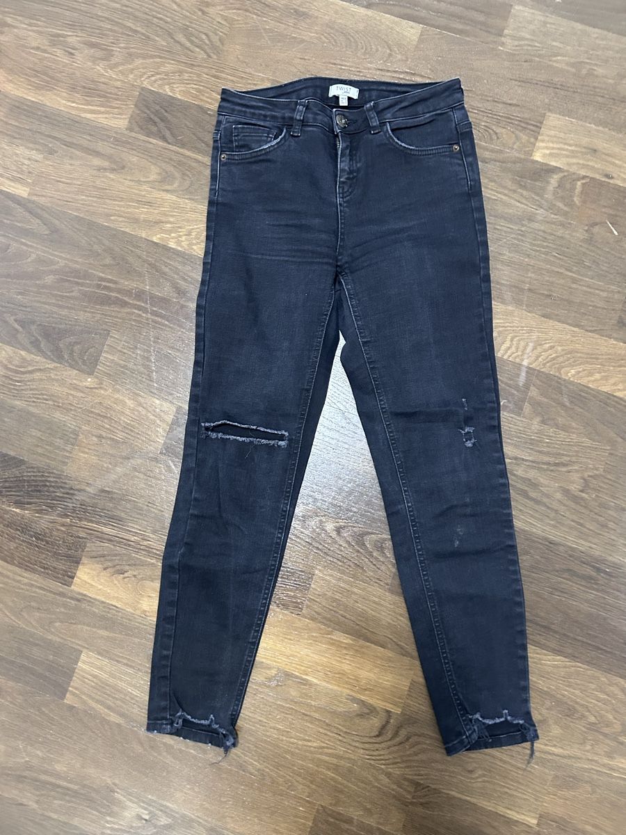 Jeans: Schwarze Damenjeans – Usato da Pratteln venduto da sarax3.- 1
