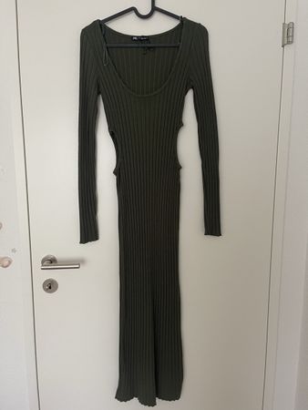 Zara Kleid, olivgrün, Grösse S
