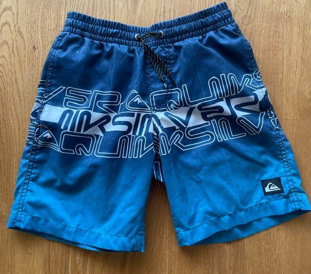 Quiksilver Pantalons: Badehose Quiksilver, ca. Gr. 140 – D'occasion à Eschenbach LU par Baer01