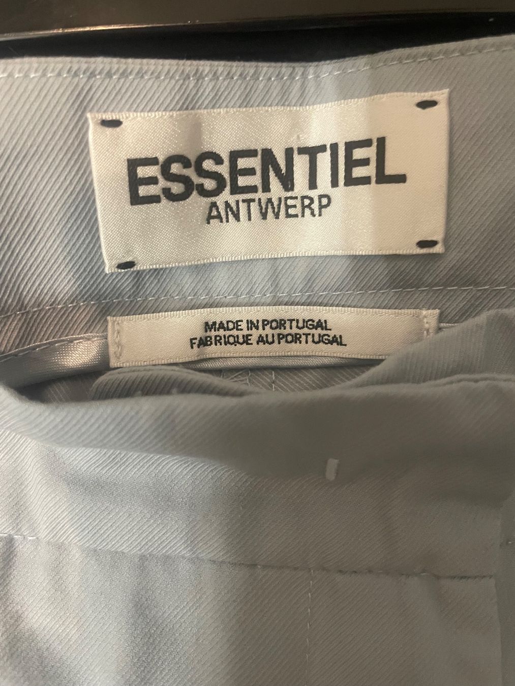Pantaloni: Essentiel Antwerp Shorts - Gr. 42 – Usato da Hünenberg See venduto da DND5 3
