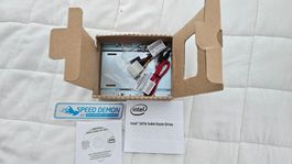 Intel 2.5" SSD Montagekit, neuwertig, komplett mit Zubehör