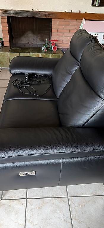 Sofas: Leder Sofa – Neuf avec emballage d'origine à Pfungen par fro_ppm6 1
