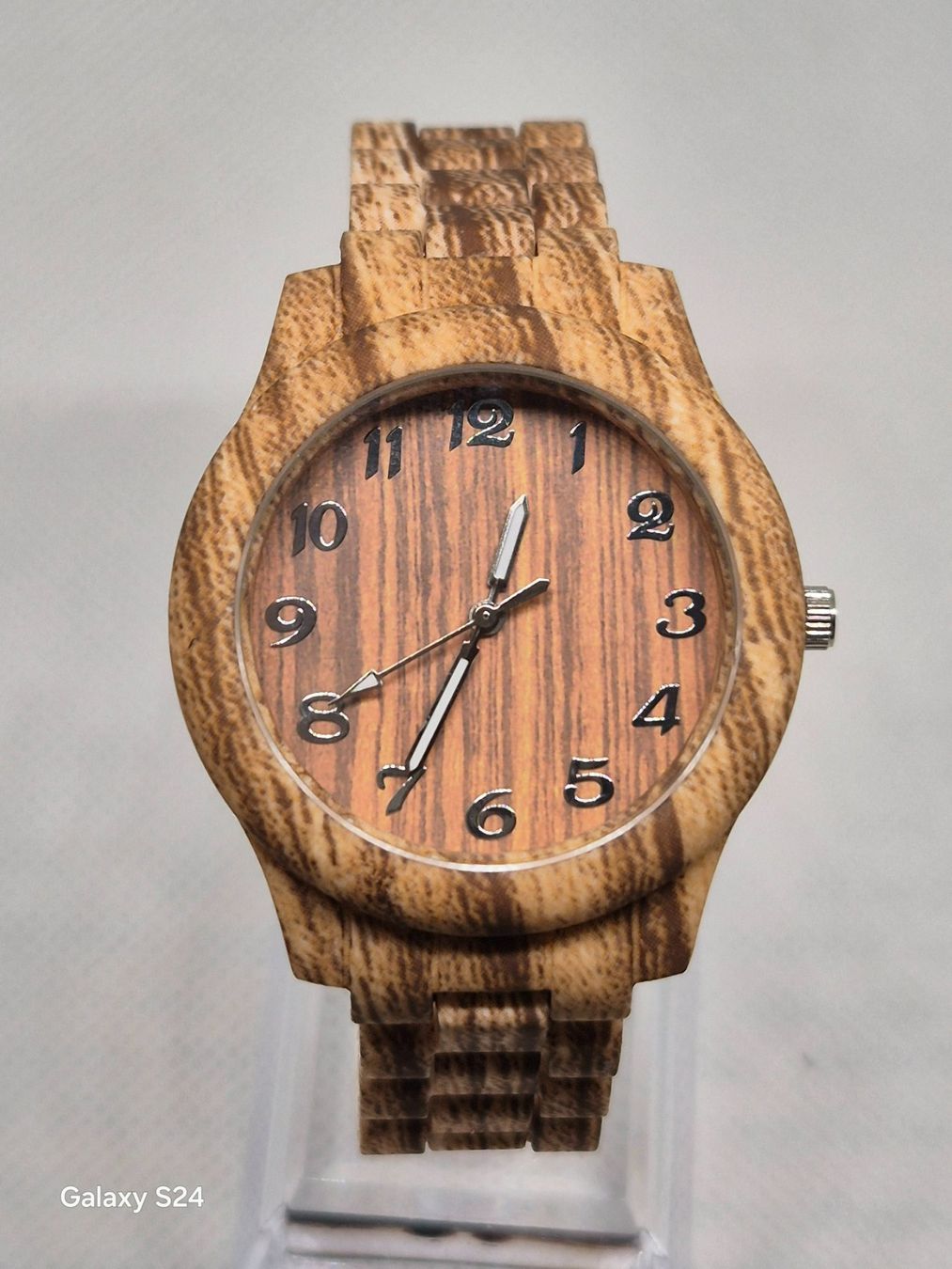 Orologi: Holzfarbene Kunststoff-Armbanduhr, einzigartiger Stil! – Nuovo (secondo la descrizione) da Losone venduto da bal_gfp6 1