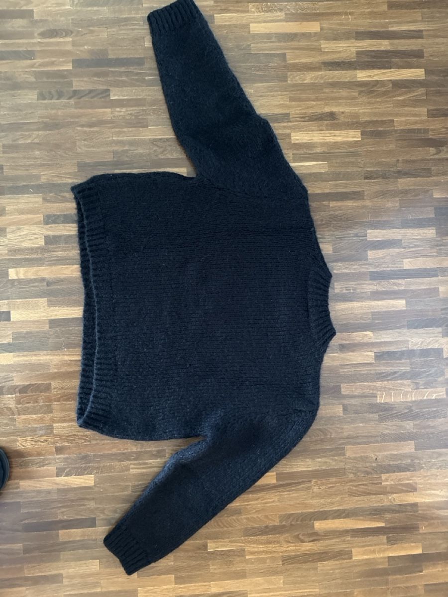 Zara Maglioni & Felpe: Zara oversized sweater. Size S. New – Nuovo (secondo la descrizione) da Zürich venduto da lar_8826 2