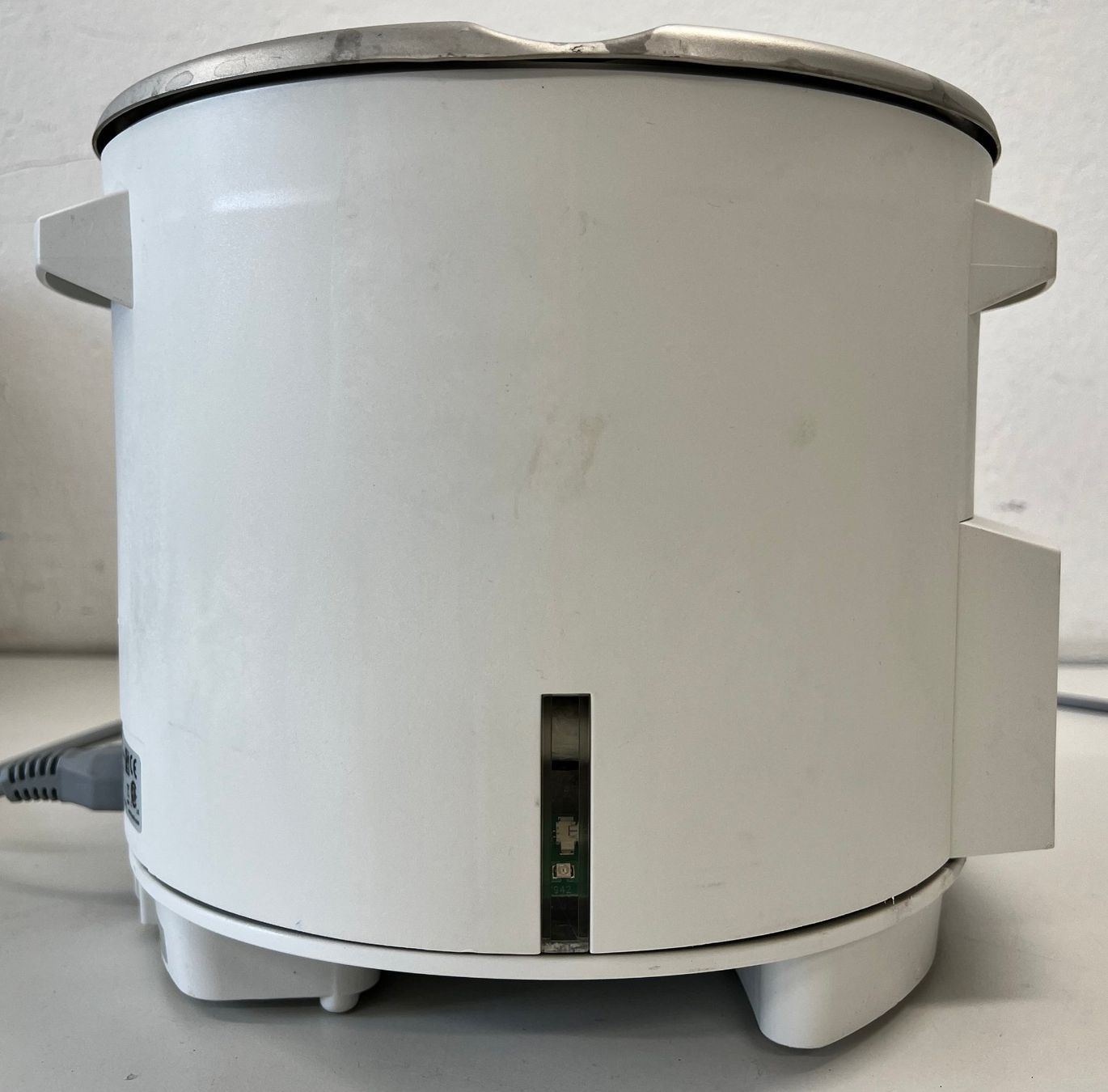 Accessori da laboratorio: Büchi Heating Bath B-491 mit Powerbase – Usato da Niederdorf venduto da LeptonAG_Labor 3