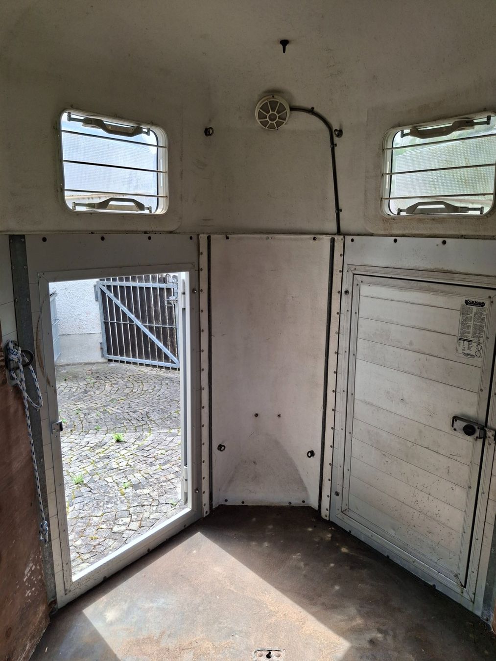 Böckmann Anhänger: Pferdetransporter Böckmann P10 58A5 – Gebraucht aus Bözberg von vorsommer 3