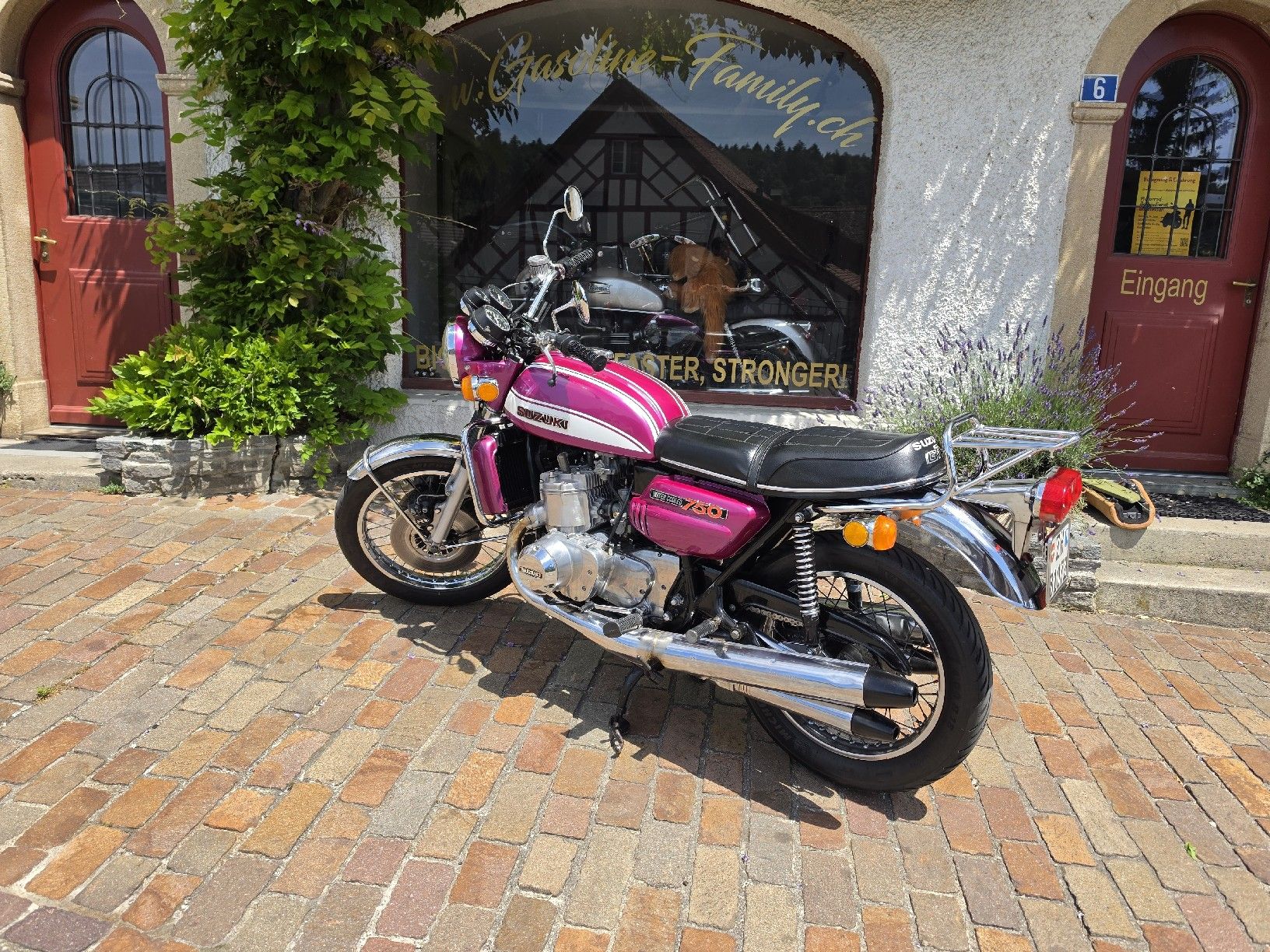 Suzuki Strada: Suzuki GT 750 "Wasserbüffel" – Usato da Glattfelden venduto da Gasoline_Family 4