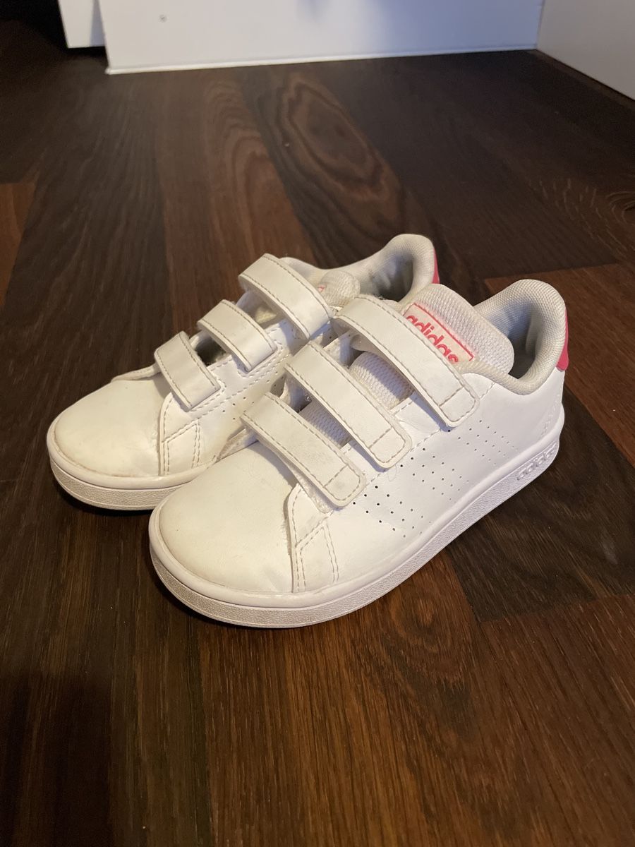 Adidas Schuhe für Jungen: Adidas EU-28 – Gebraucht aus Basel von mca_cj2y 1