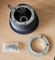 Momo Lenkradnabe 4523 zu Ford Mustang / Thunderbird