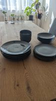 Creatable Steinzeug Geschirr-Set – 9 blaue + 28 graue Teller
