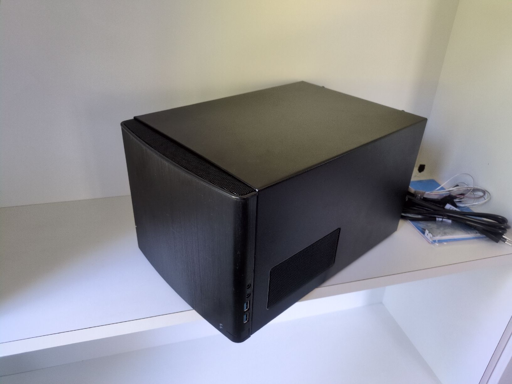 Supermicro Server: Fractal Node 304 NAS mit 64GB DDR4 ECC RAM – Gebraucht aus Langenthal von YElektra