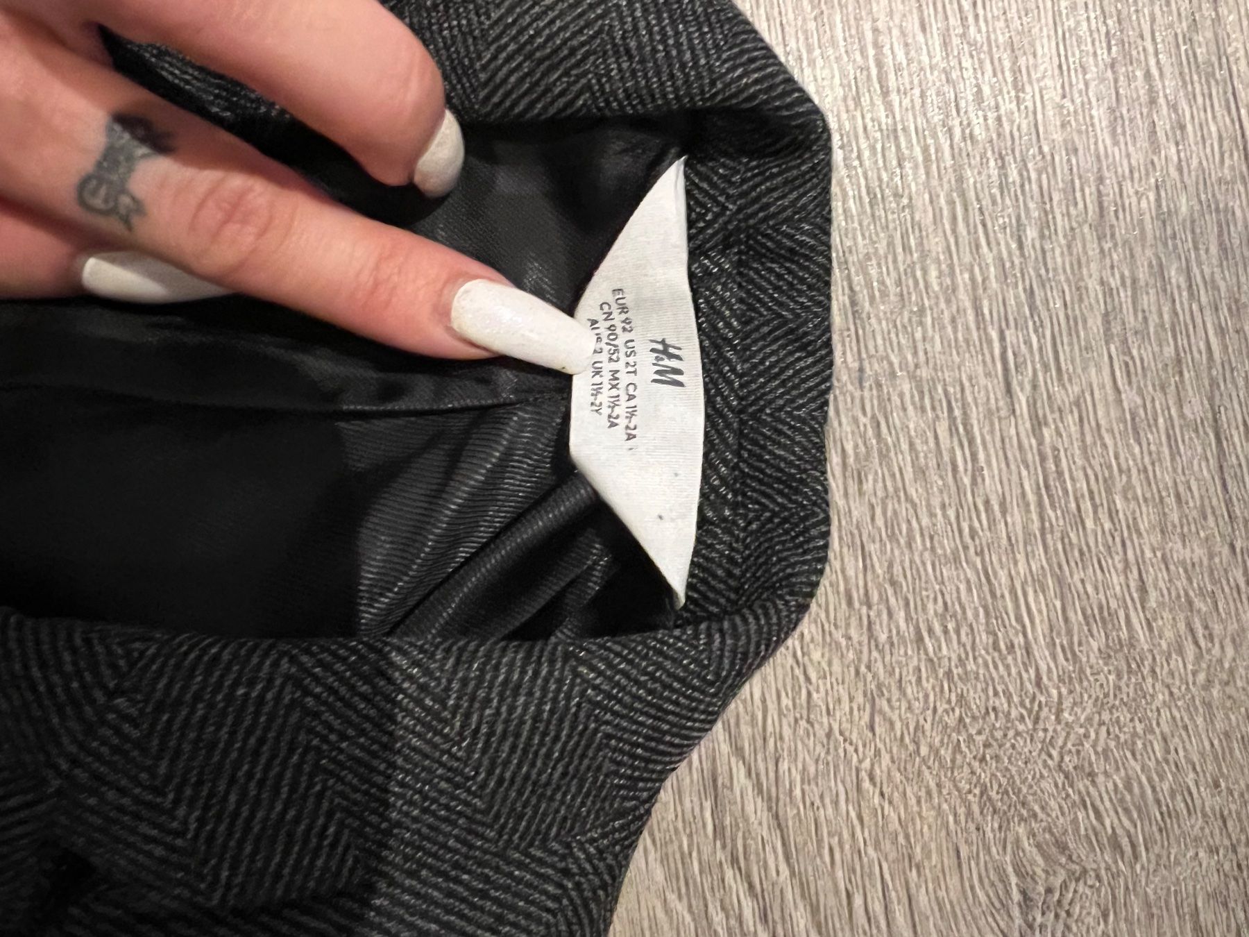 H&M Completi: Costard enfant – Usato da St-Pierre-Clages venduto da loc_8vtz 3