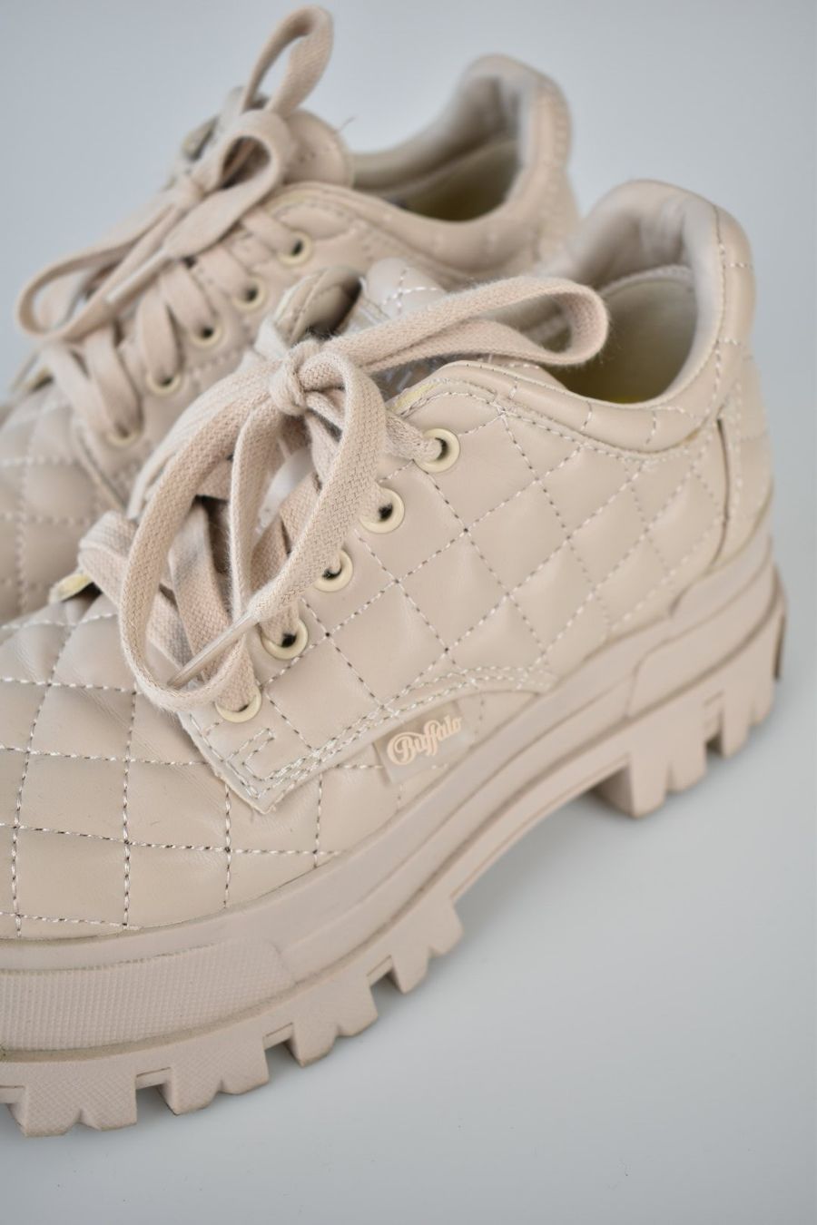 Buffalo Scarpe da donna: Buffalo Aspha Cls Lo Damen Sneaker Gr.36 – Usato da Nürensdorf venduto da 2ND_STORY 1