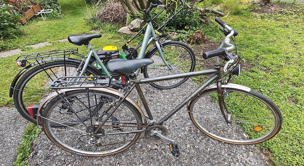 Vélos: Fahrräder 2 Stück  – D'occasion à Sennwald par and_2hl2 1