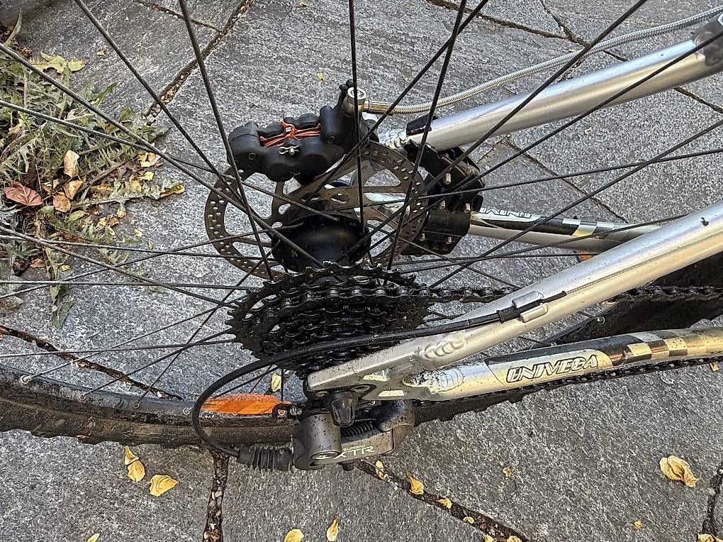 Velos: Velo zu verkaufen  – Gebraucht aus Scharans von pandezu 3