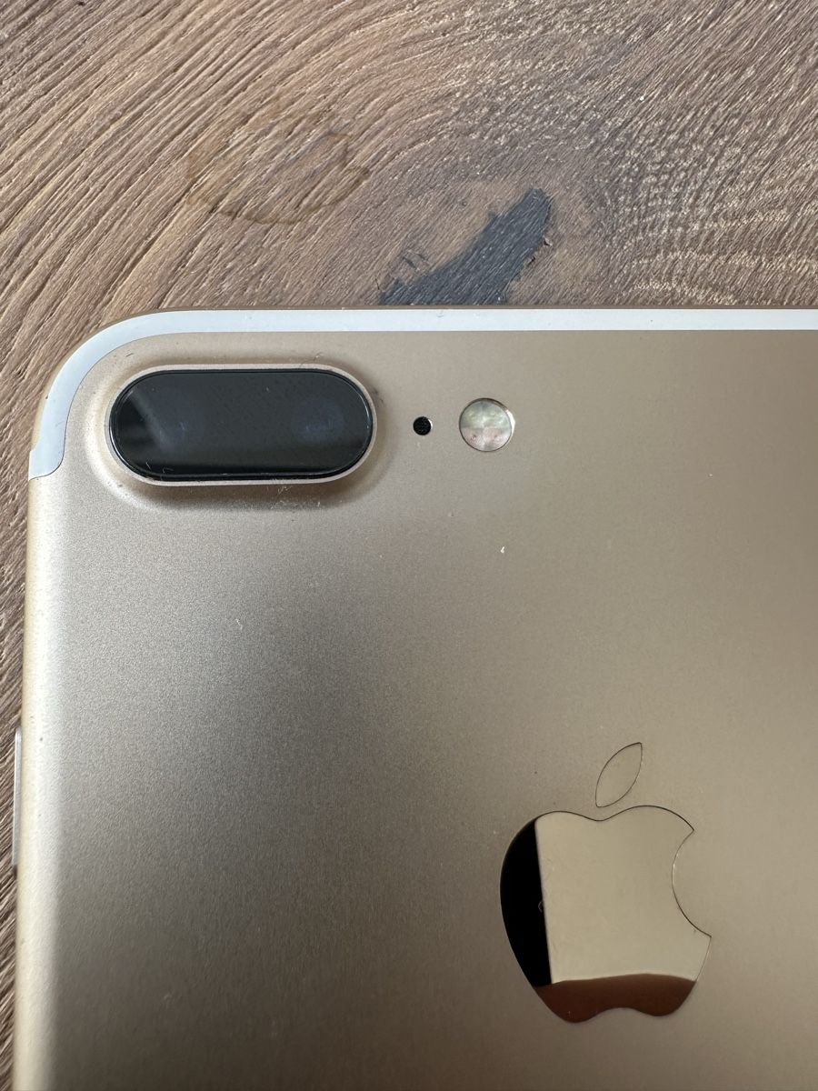Apple Handys / Smartphones: iPhone 7 Plus 128GB rosé funktionstüchtig – Gebraucht aus Flawil von huber-sennhauser 2