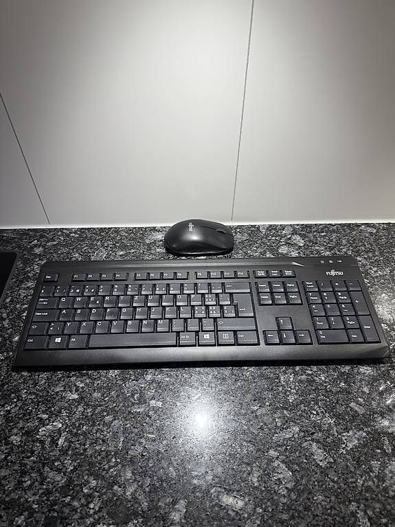 Tastiere: Kabellose Tastatur und Maus – Usato da Thun venduto da tat_wg9t