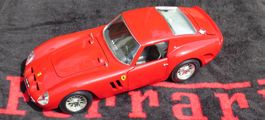 Rarität 1:18 Ferrari GTO 1962 mit geschlossenen Lüfter !