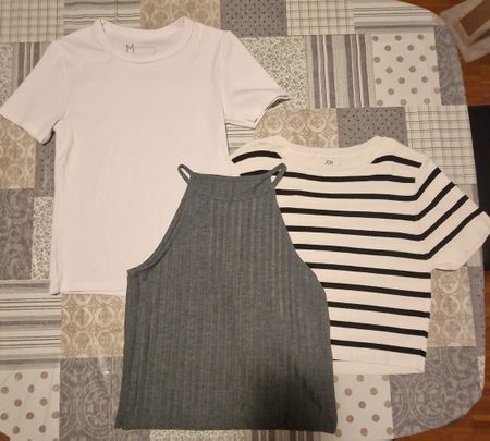 Diverse Damen Tops und T-Shirts von JDY und FSBN Sister
