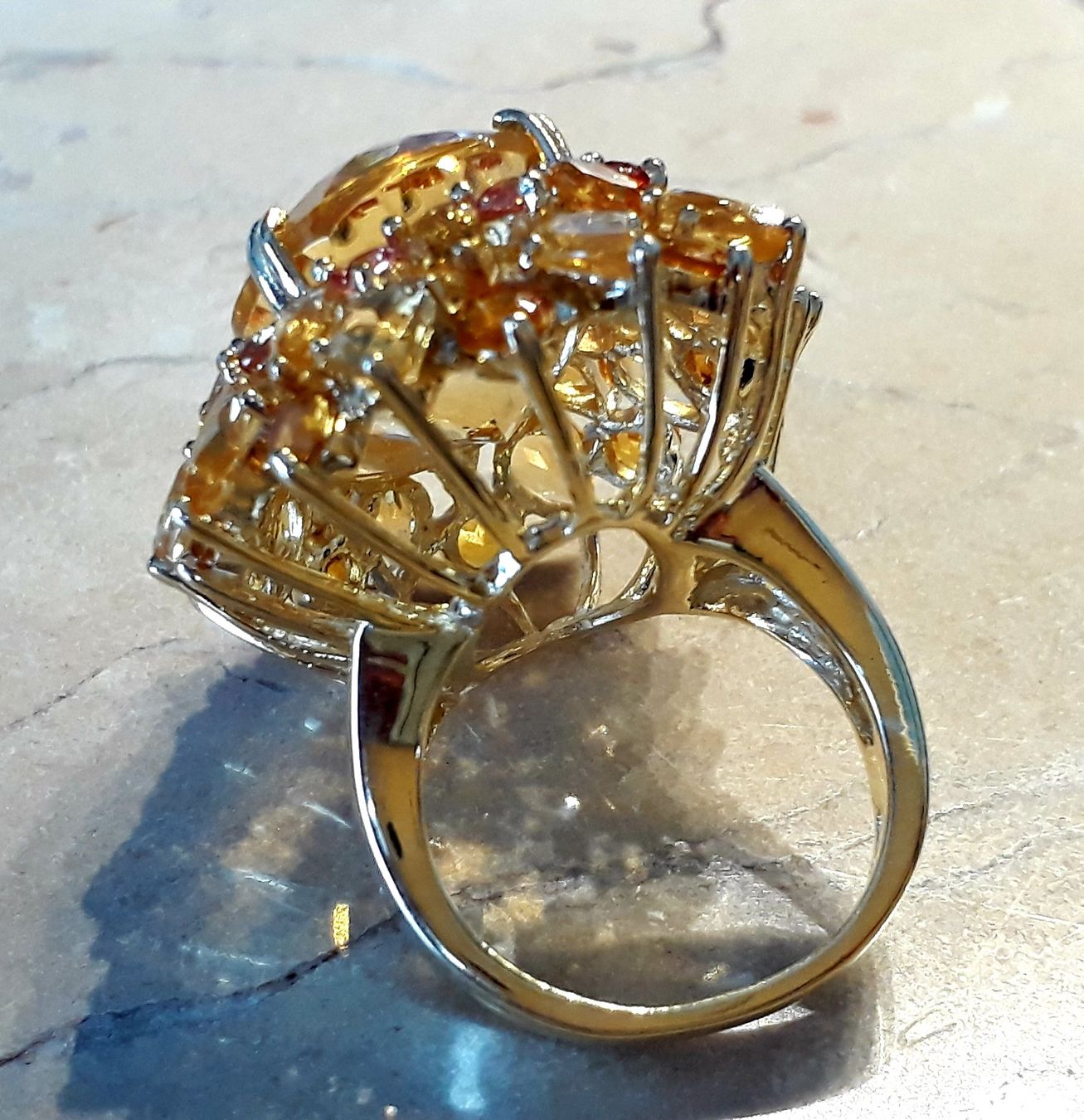 Bagues: Wunderschöner Vintage Ring voller Citrine – Neuf (Voir description) à Zürich par adriben 3