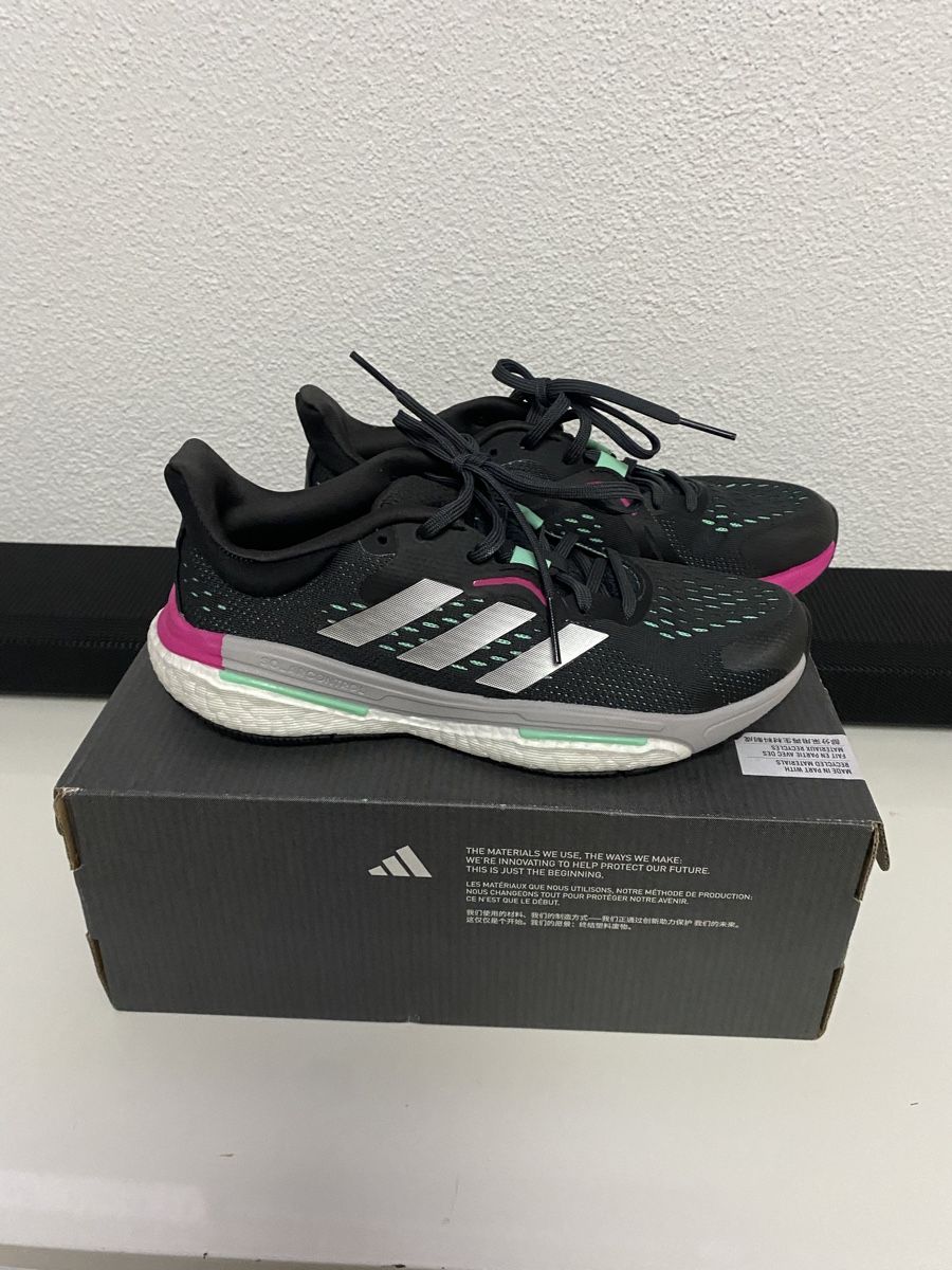 Adidas Scarpe da donna: Adidas Solar Control Gr. 37.5 Neu !! – Nuovo e nell'imballaggio originale da Zürich venduto da Nutla