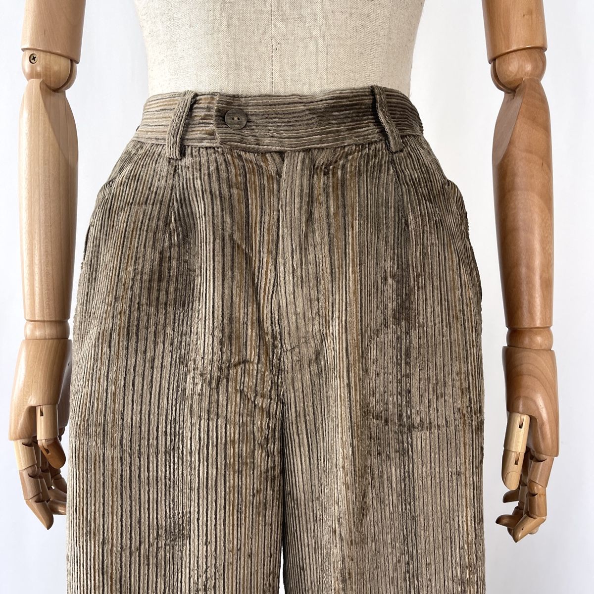 Pantaloni: TRANSIT PAR SUCH Velvet Pants – Nuovo (secondo la descrizione) da Freienbach venduto da Avviivva_Shop 1