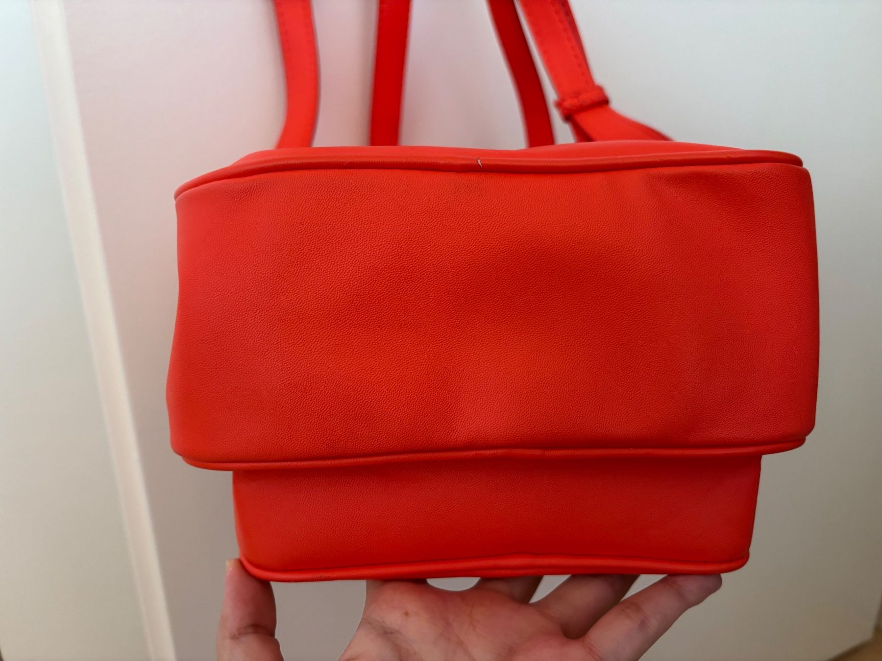Moschino Zaini: LOVE MOSCHINO Mini-Lederrucksack – Usato da Trübbach venduto da hik_gh6y 9