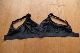 Sport BH Triaction by Triumph Wellness N, Schwarz, Gr. 75E