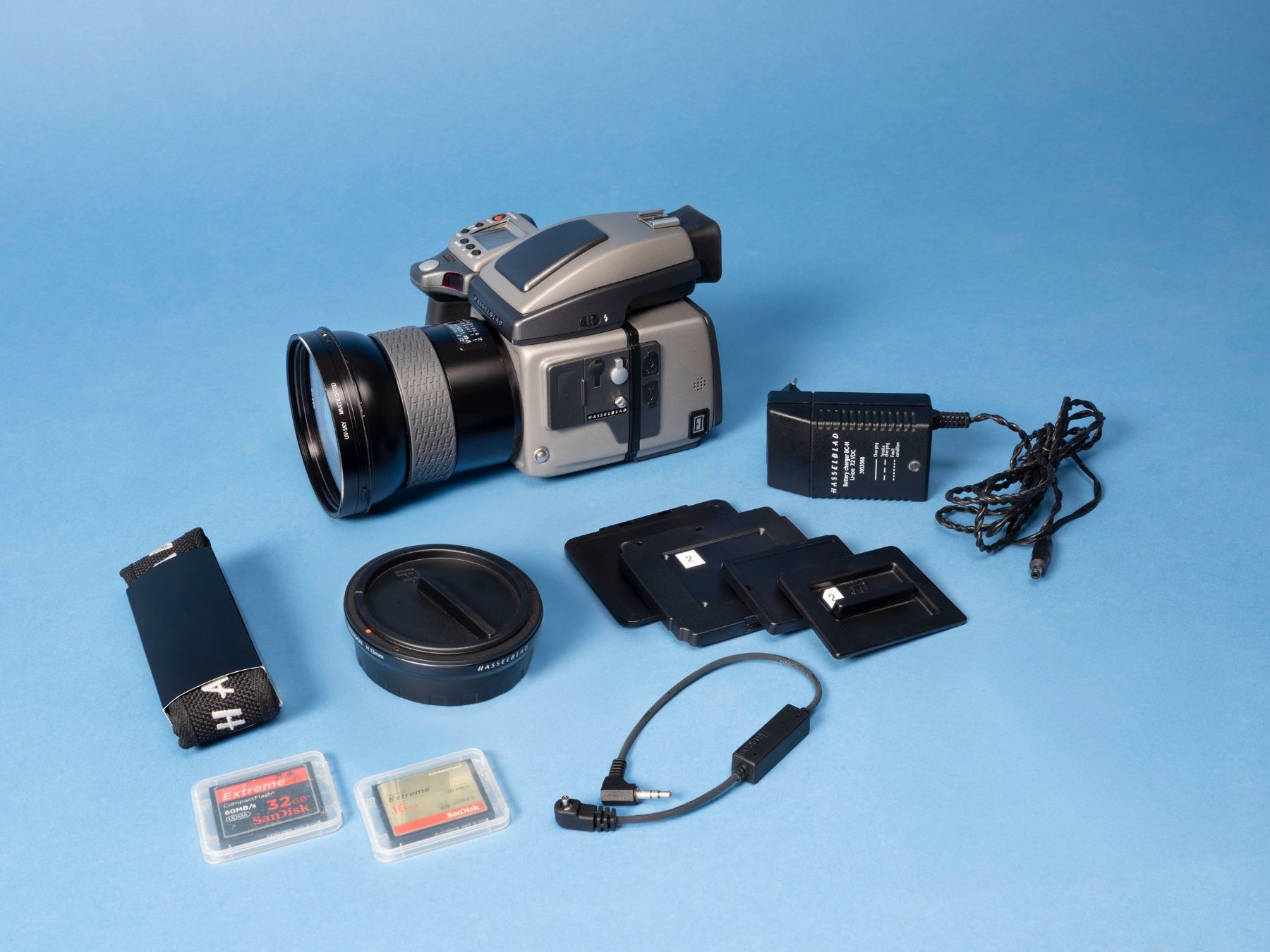 Hasselblad Kamera: Hasselblad H3D Set mit HCD 28mm Objektiv + Digitalback 39MP – Gebraucht aus Zürich von Salty71 8