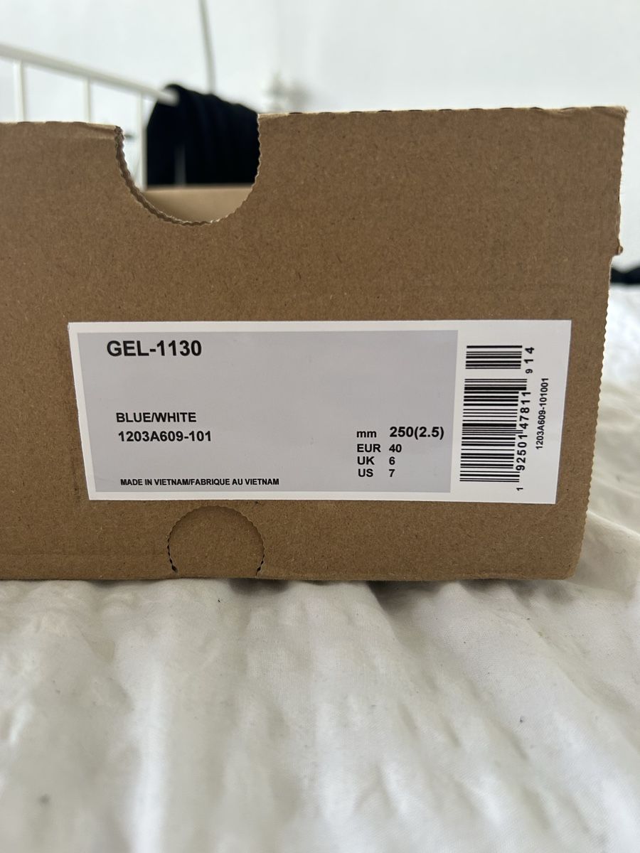 Asics Scarpe da donna: Hellblaue/silberne ASICS Gel-1130 Turnschuhe – Nuovo e nell'imballaggio originale da Wil SG venduto da zoe_wx2s 4