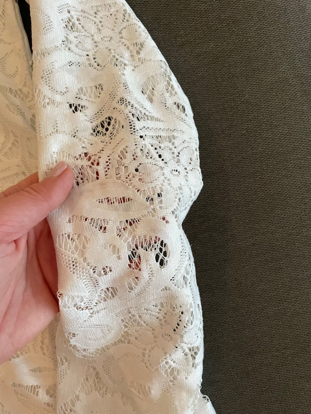 Top: Reiss beautiful top perfect condition M – Usato da Pully venduto da Sell_it_all 1