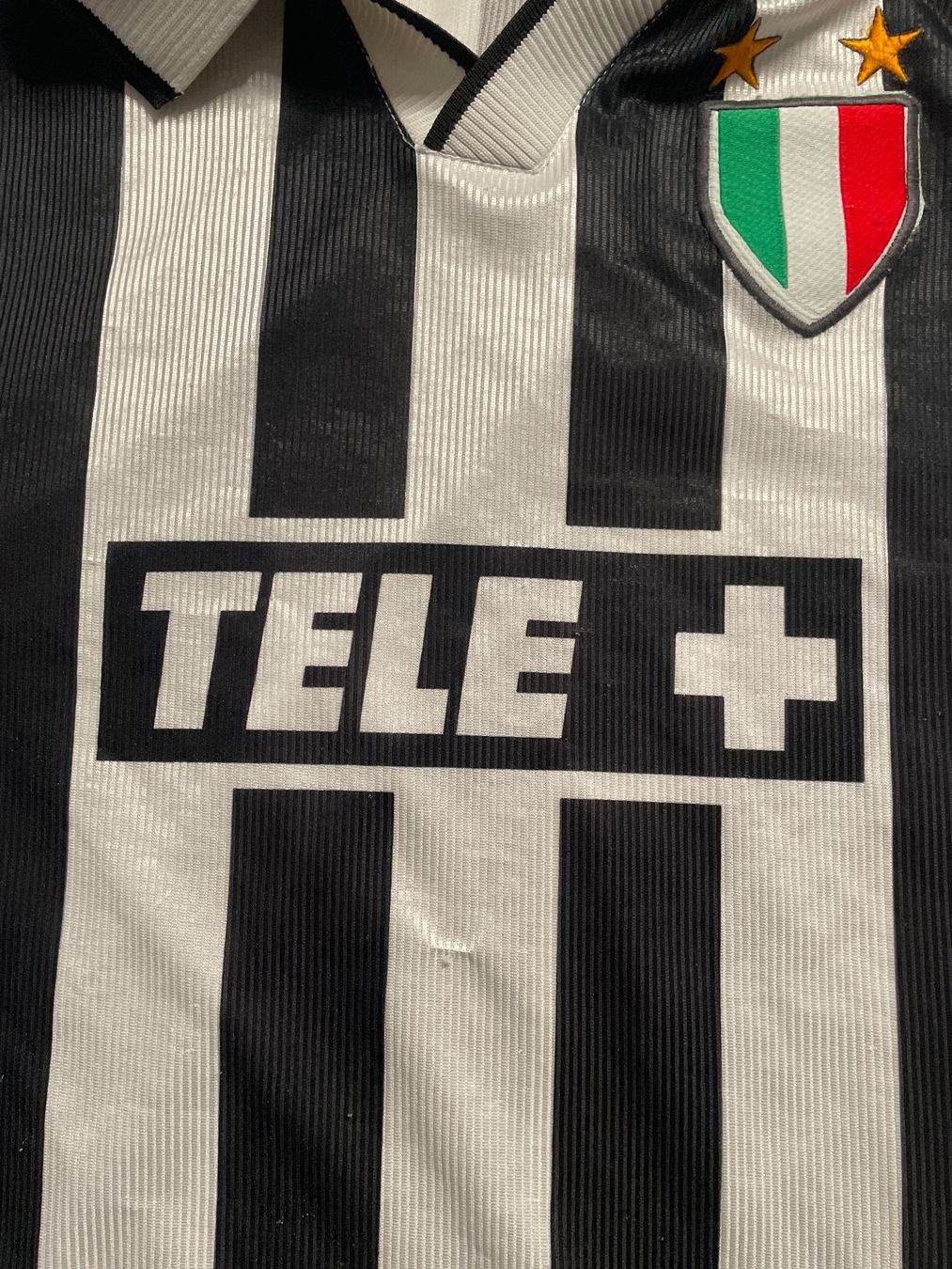 Camicie, T-shirt & Polo: T-Shirt Juventus Vintage – Usato da Capolago venduto da LA.BOTTEGA 1