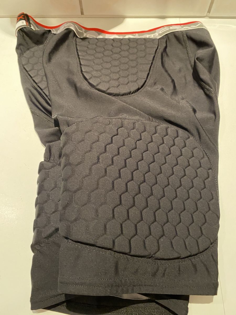 Pantaloni: McDavid Hex Pad Hose mit Polsterung XL – Nuovo (secondo la descrizione) da Zürich venduto da DidierTG 3