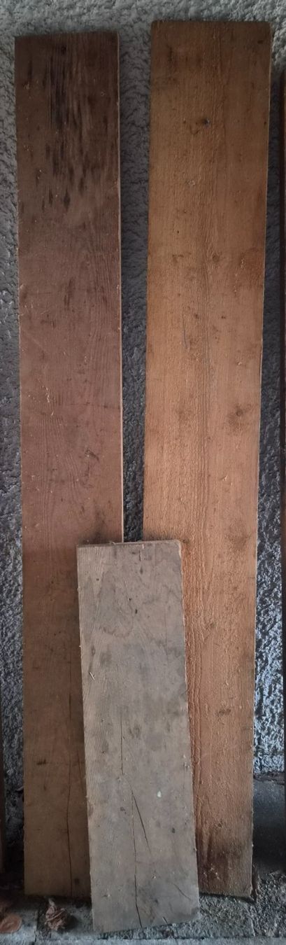 Articoli in legno: Holzdielen – Usato da Bischofszell venduto da -fr-5