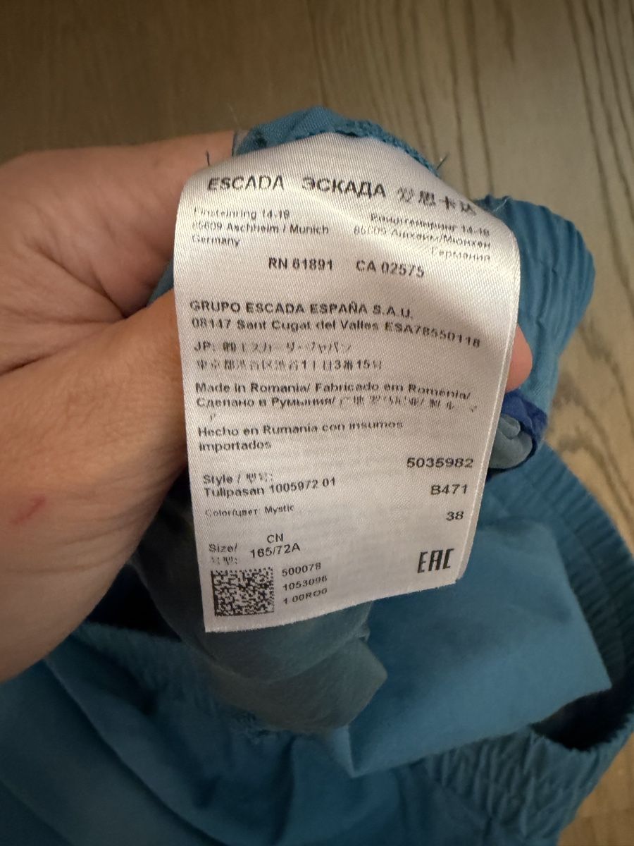 Escada Hosen: Escada blue trousers size 38 virgin wool – Gebraucht aus Bülach von Hrica21 3
