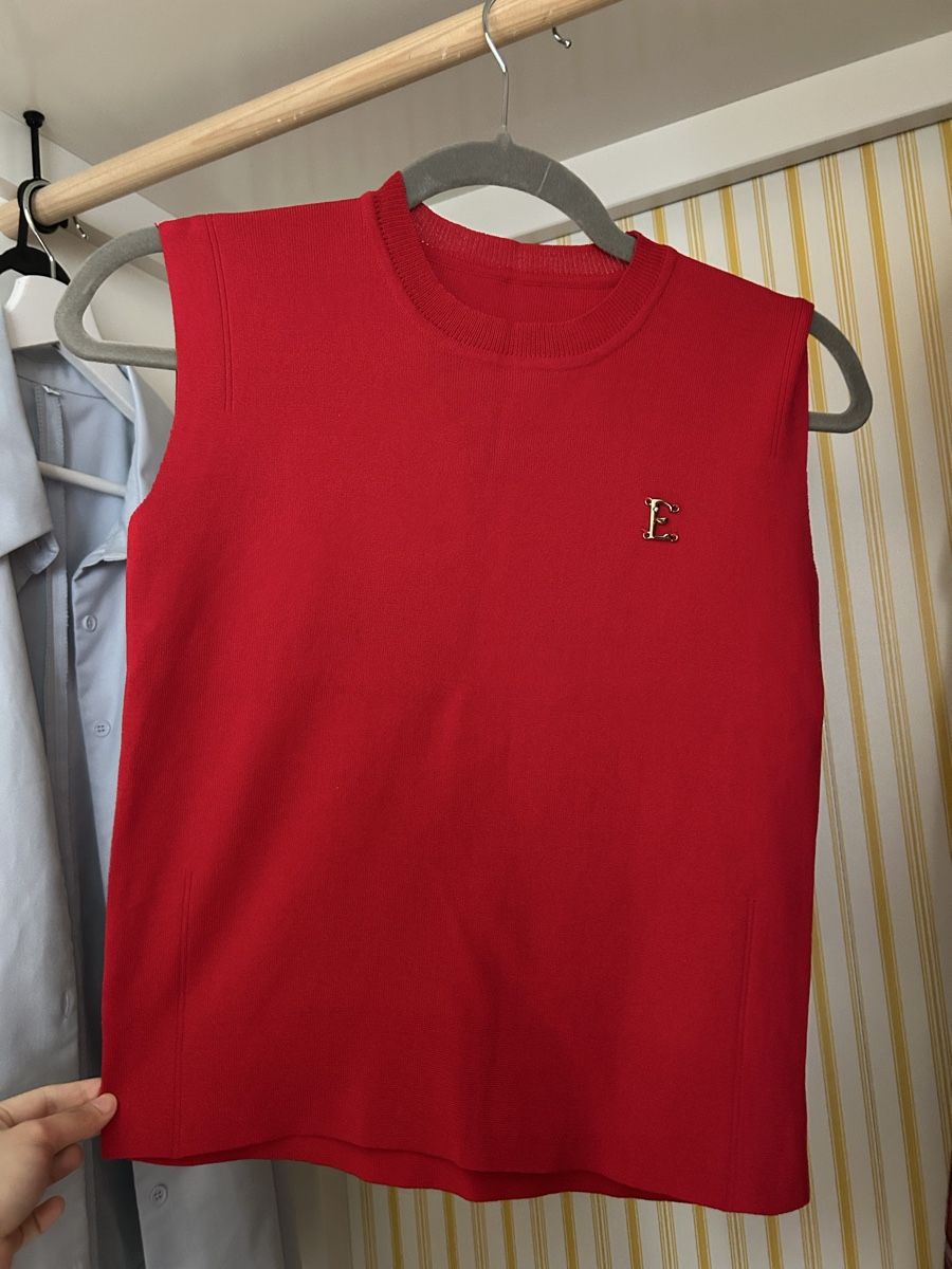 Tops: Vintage Red Sleeveless Sweater – Neu (gemäss Beschreibung) aus Zürich von Mmmico 3