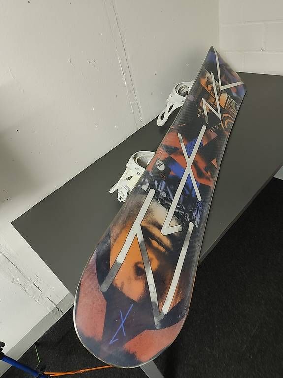 Board: Nitro Freestyle Snowboard inkl. Bindung – Usato da Lachen SZ venduto da Kamelfluesterer 1