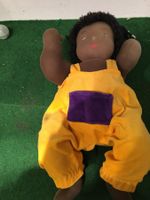 Handgemachte Stoffpuppe mit gelbem Cord Overall, Top Zust...