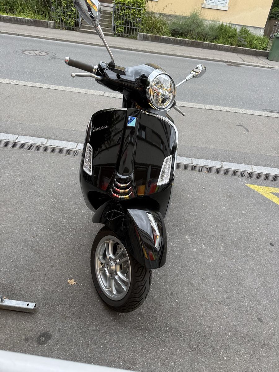Vespa Scooter: Vespa GTS 300 – Nuovo (secondo la descrizione) da Luzern venduto da TheDoctor05
