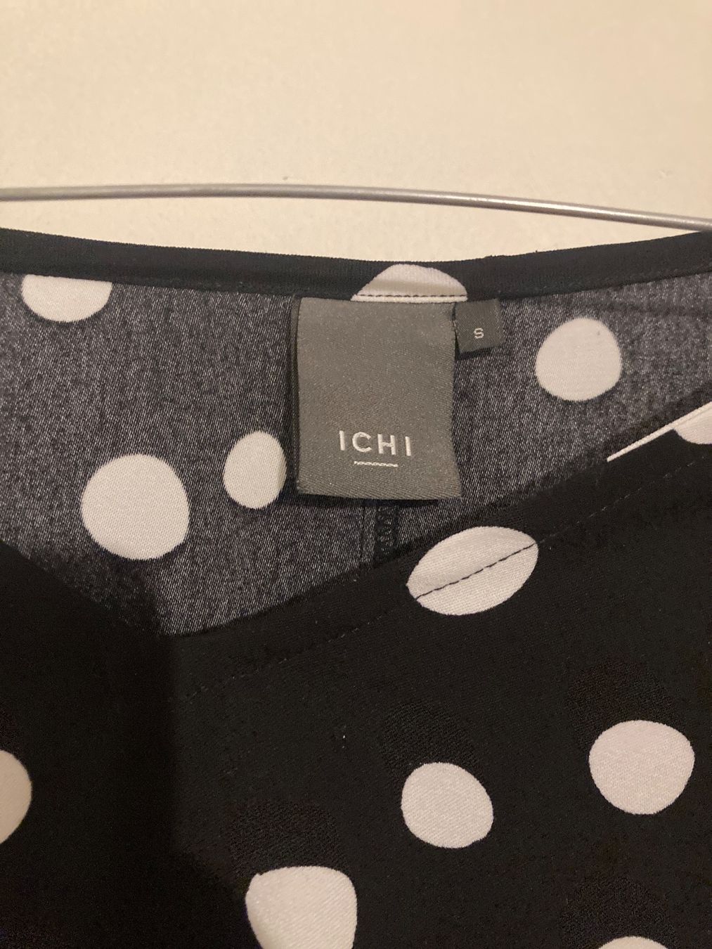 Kleider: Tolles gepunktetes Kleid – Gebraucht aus Bern von mymo01 2