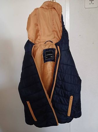 Kinder-Steppjacke mit Kapuze Gr. 128-134
